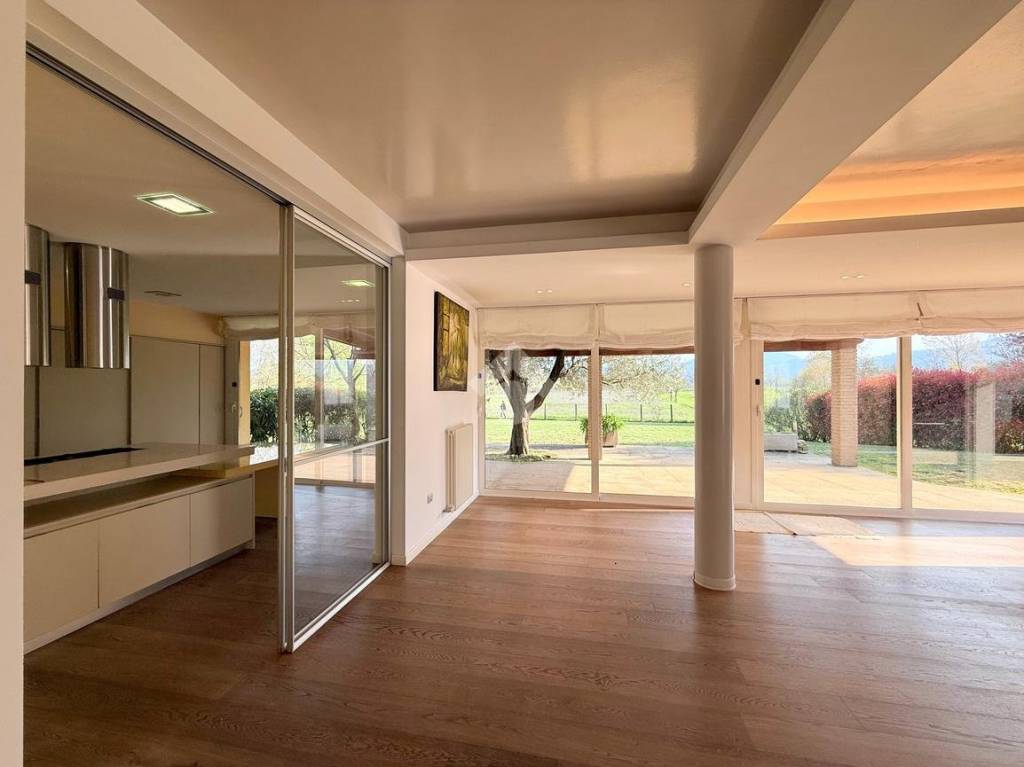 casa indipendente in vendita a Cervarese Santa Croce in zona Montemerlo