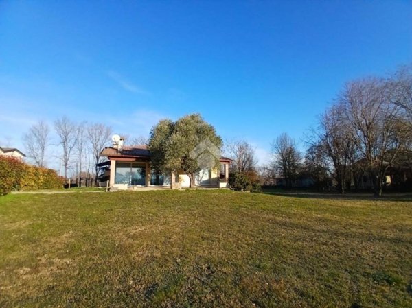 casa indipendente in vendita a Cervarese Santa Croce