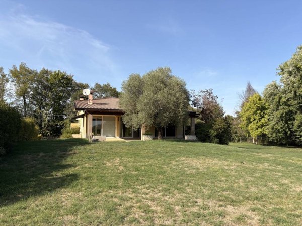 casa indipendente in vendita a Cervarese Santa Croce in zona Montemerlo