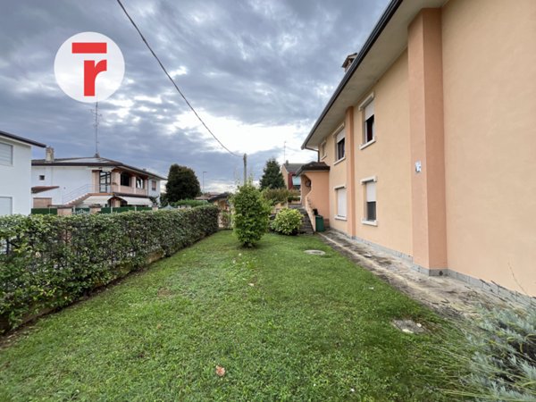casa indipendente in vendita a Cervarese Santa Croce in zona Montemerlo