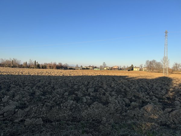 terreno in vendita a Cervarese Santa Croce