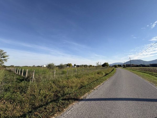 terreno in vendita a Cervarese Santa Croce in zona Montemerlo