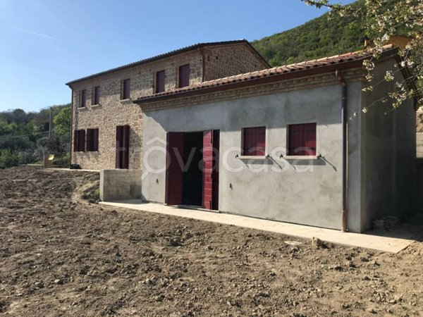 casa indipendente in vendita a Cinto Euganeo in zona Valnogaredo