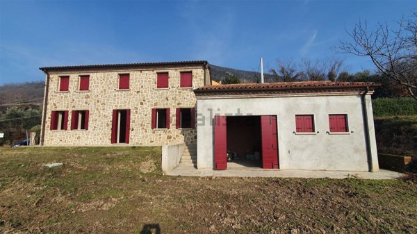 casa indipendente in vendita a Cinto Euganeo