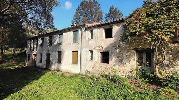 casa indipendente in vendita a Cinto Euganeo in zona Valnogaredo