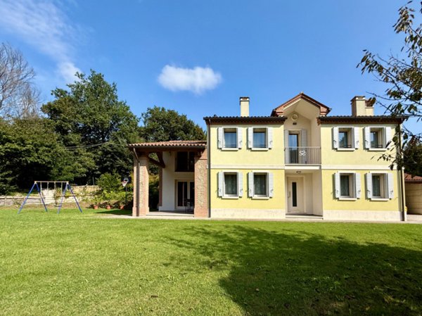 casa indipendente in vendita a Cinto Euganeo in zona Faedo