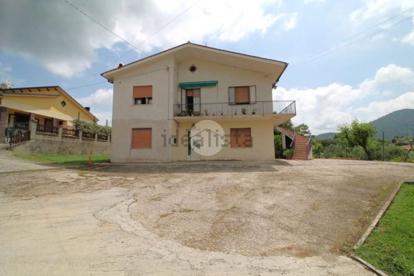 appartamento in vendita a Cinto Euganeo in zona Valnogaredo