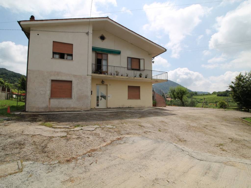 appartamento in vendita a Cinto Euganeo