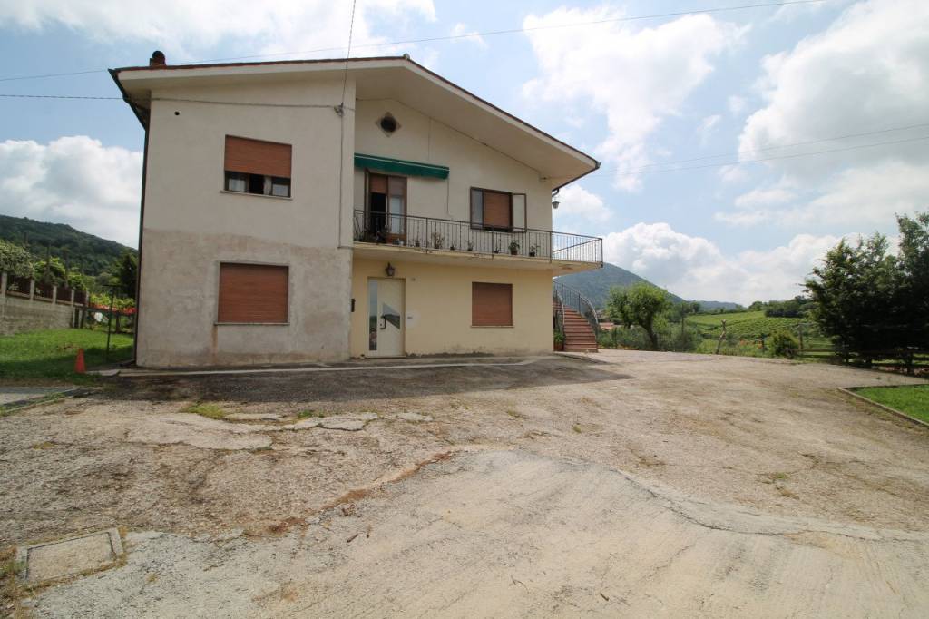 appartamento in vendita a Cinto Euganeo