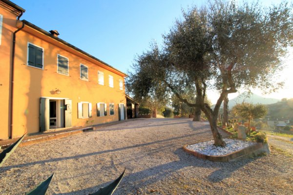 casa indipendente in vendita a Cinto Euganeo in zona Valnogaredo