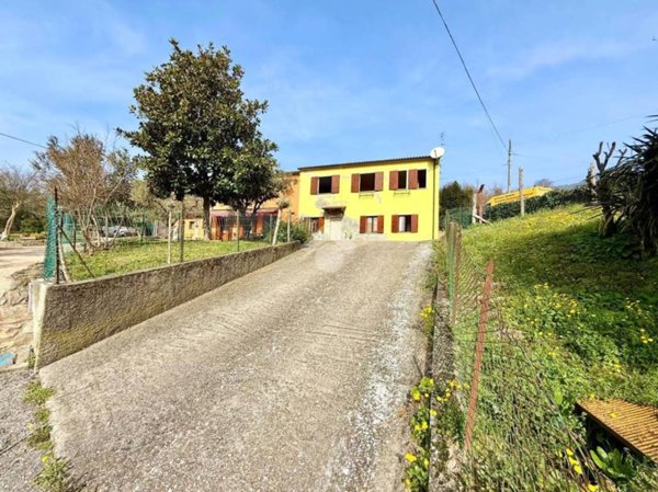 casa indipendente in vendita a Cinto Euganeo in zona Faedo