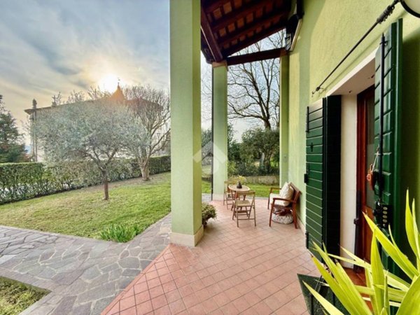 casa indipendente in vendita a Cinto Euganeo in zona Valnogaredo