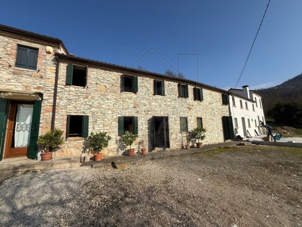casa indipendente in vendita a Cinto Euganeo