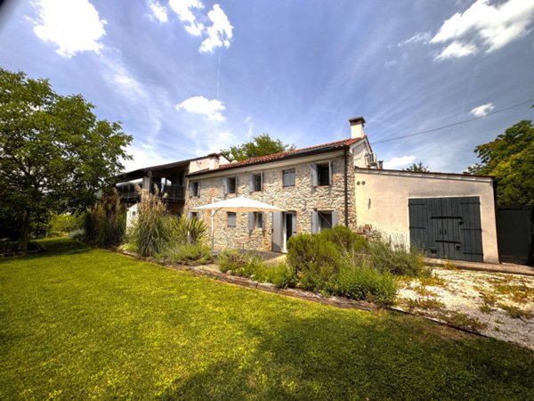 casa indipendente in vendita a Cinto Euganeo in zona Crosara