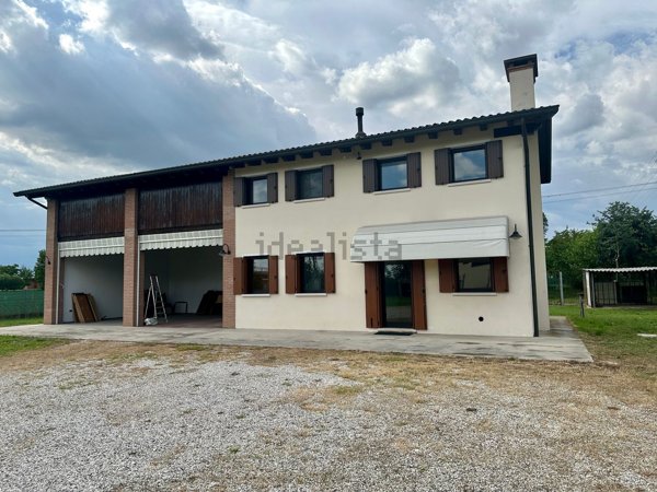 casa indipendente in vendita a Cittadella