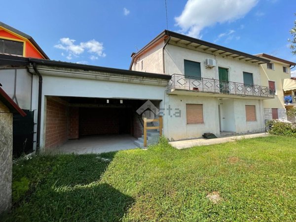 casa indipendente in vendita a Cittadella