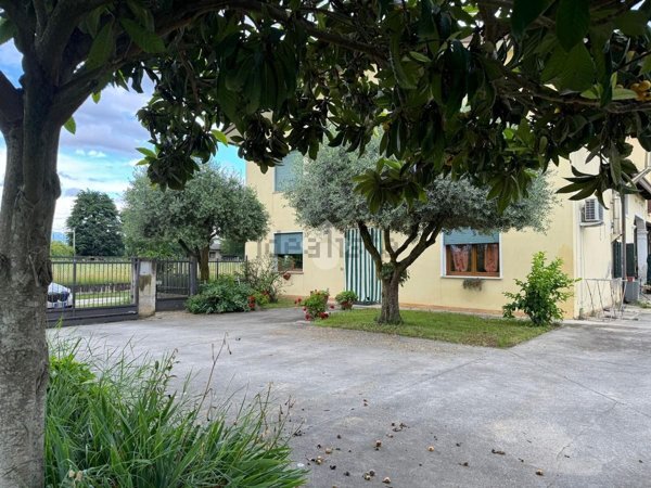 casa indipendente in vendita a Cittadella
