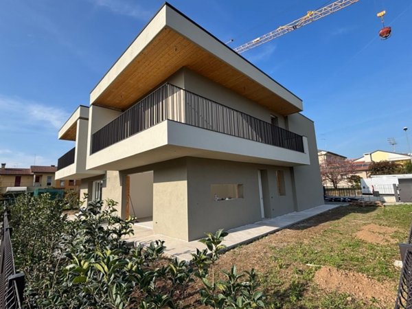 casa indipendente in vendita a Cittadella