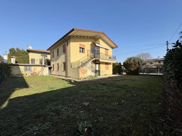 casa indipendente in vendita a Cittadella
