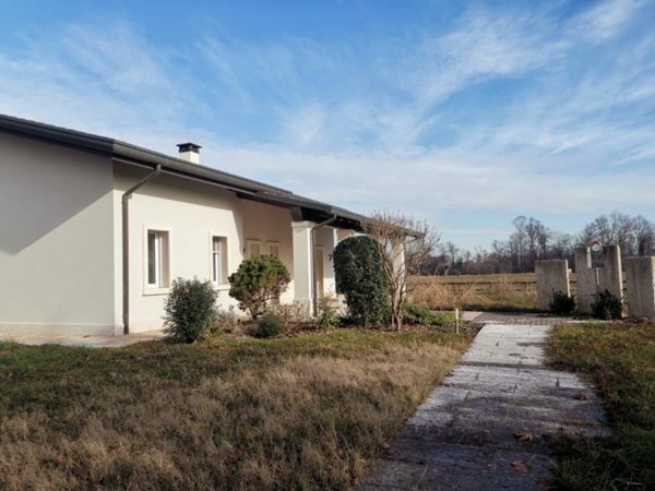 casa indipendente in vendita a Cittadella