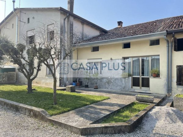 casa indipendente in vendita a Cittadella