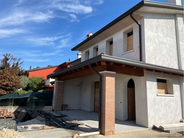 casa indipendente in vendita a Cittadella