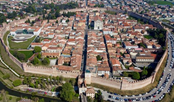 casa indipendente in vendita a Cittadella