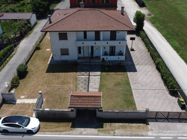 casa indipendente in vendita a Cittadella