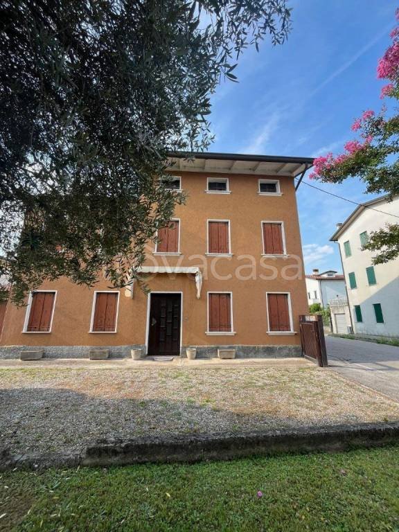 casa indipendente in vendita a Cittadella