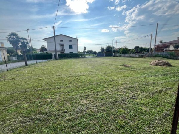 terreno edificabile in vendita a Cittadella