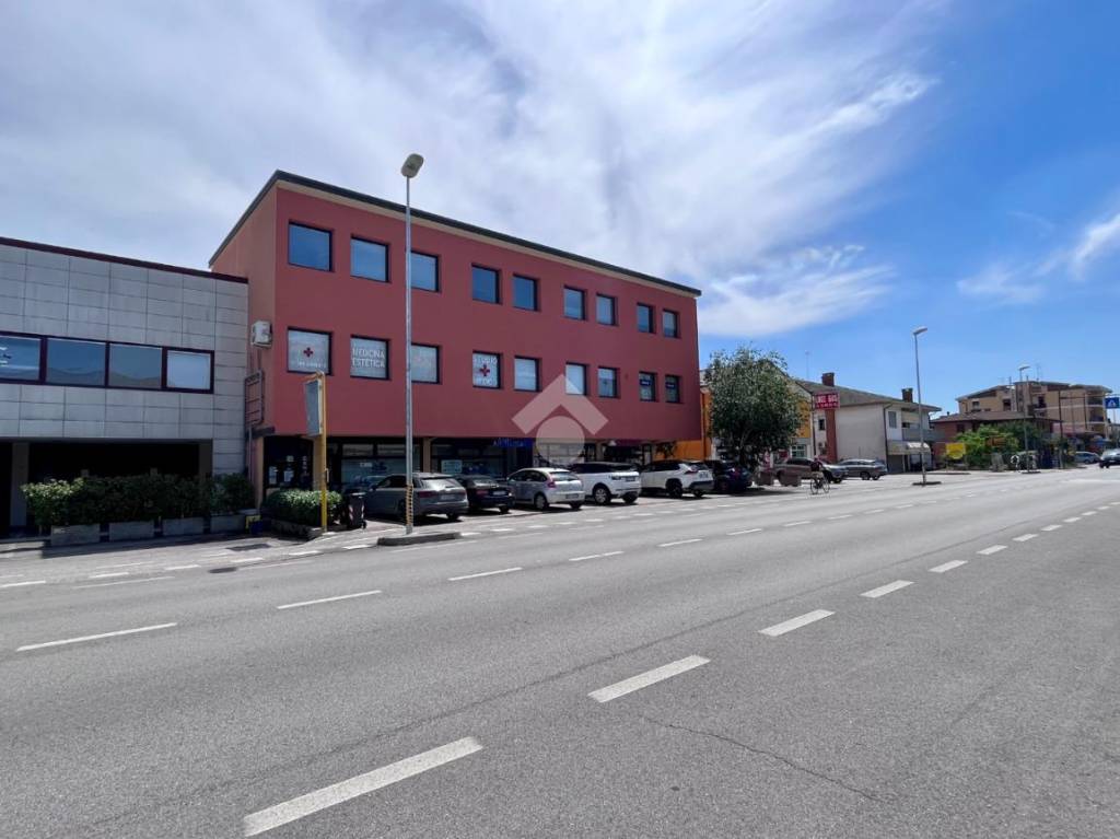 negozio in vendita a Cittadella