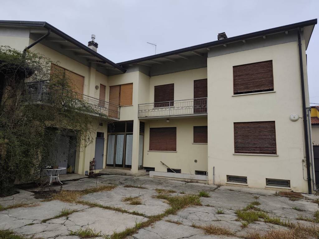 casa indipendente in vendita a Cittadella