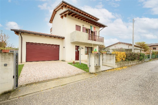 casa indipendente in vendita a Cittadella