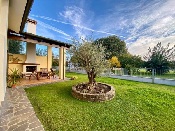 casa indipendente in vendita a Cittadella