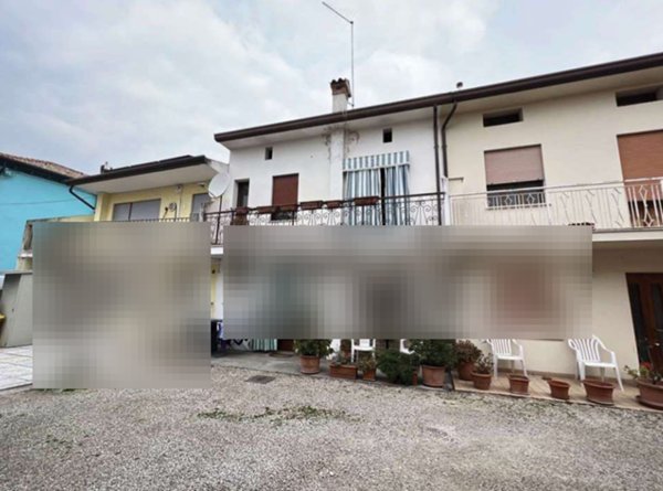 locale di sgombero in vendita a Cittadella