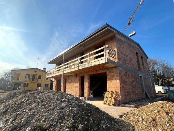 casa indipendente in vendita a Cittadella