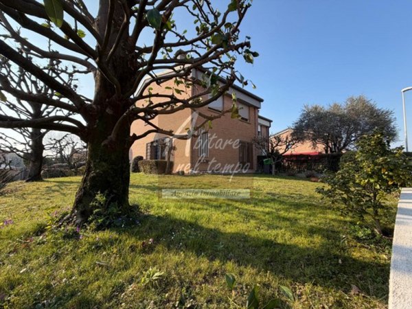 casa indipendente in vendita a Cittadella