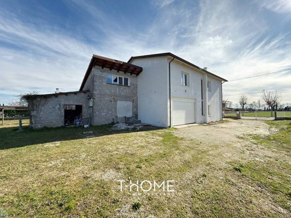 casa indipendente in vendita a Cittadella