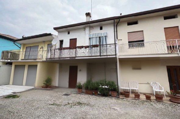 locale di sgombero in vendita a Cittadella