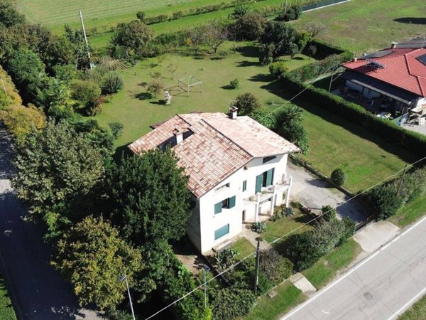 casa indipendente in vendita a Cittadella