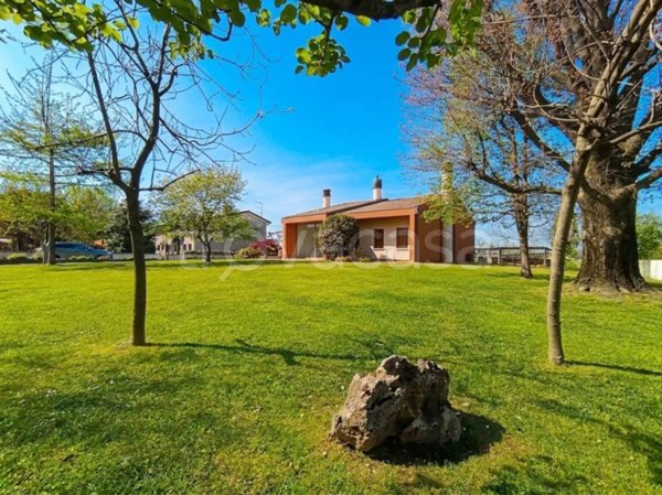 casa indipendente in vendita a Cittadella
