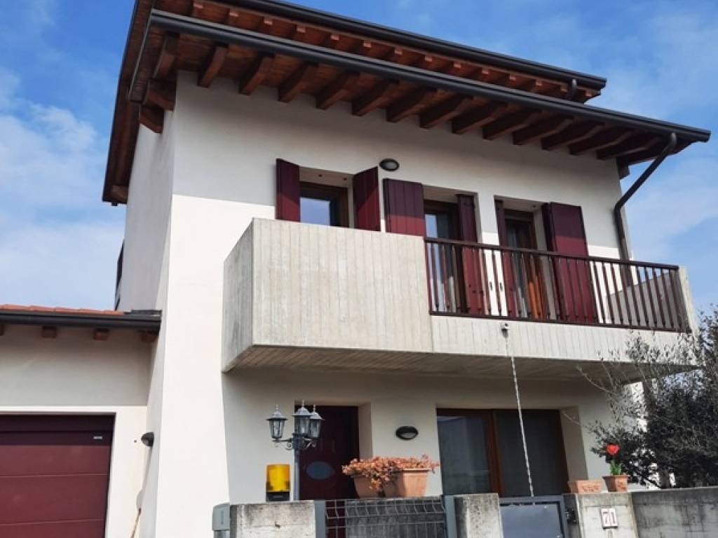 casa indipendente in vendita a Cittadella