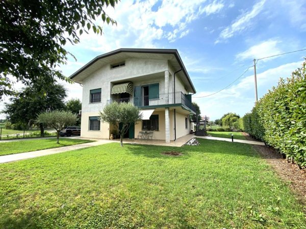 casa indipendente in vendita a Cittadella