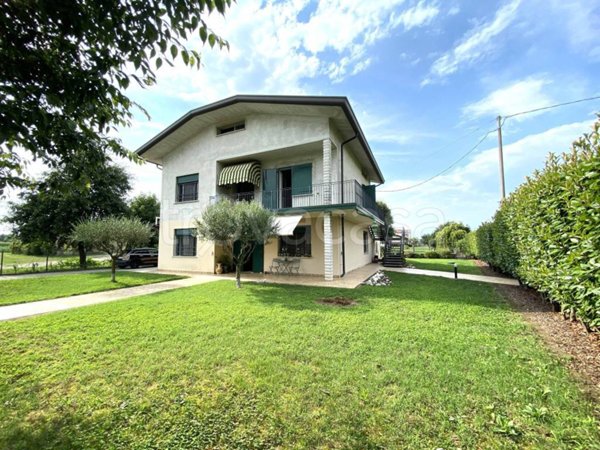 casa indipendente in vendita a Cittadella