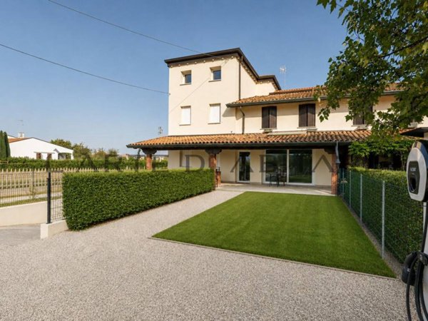 casa indipendente in vendita a Cittadella