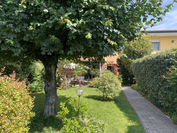 casa indipendente in vendita a Cittadella