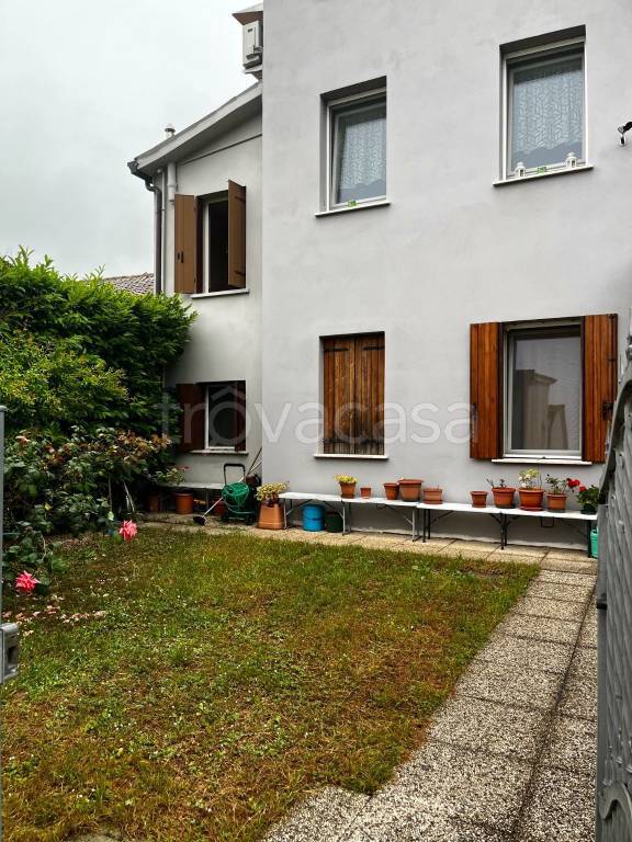 casa indipendente in vendita a Cittadella