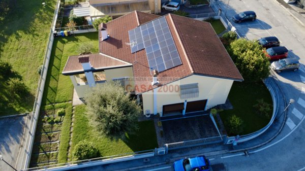 casa indipendente in vendita a Cittadella
