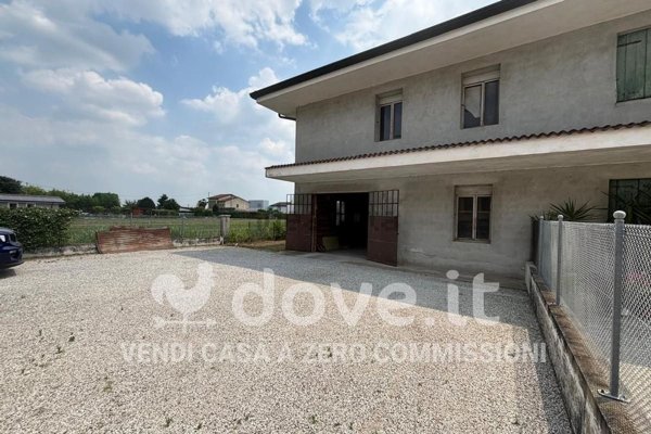 casa indipendente in vendita a Cittadella