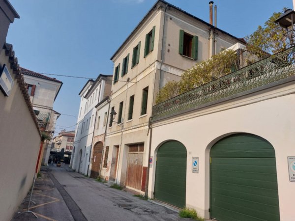 intera palazzina in vendita a Cittadella